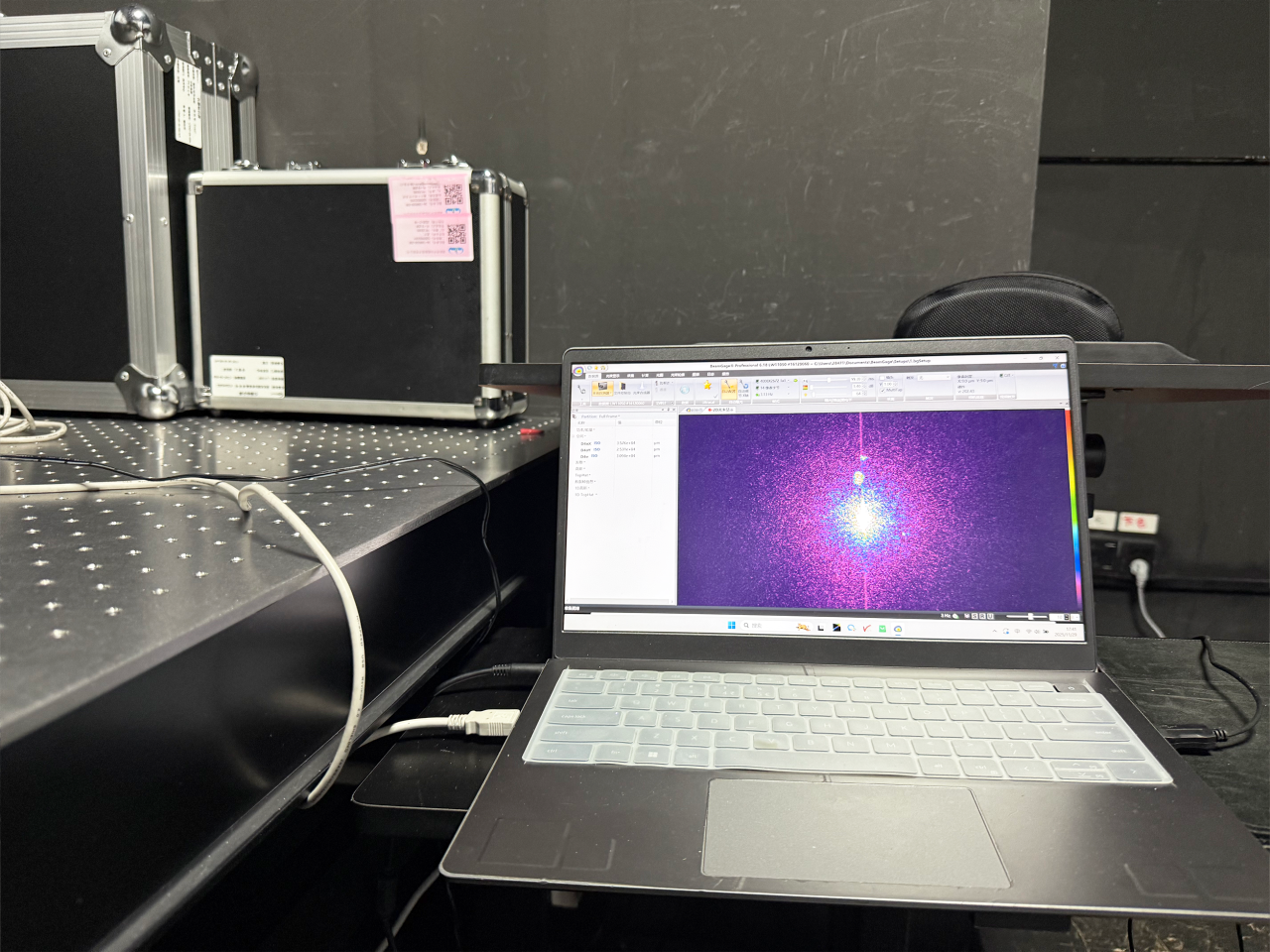 光学实验室介绍(图2) 光学实验室介绍(图2)