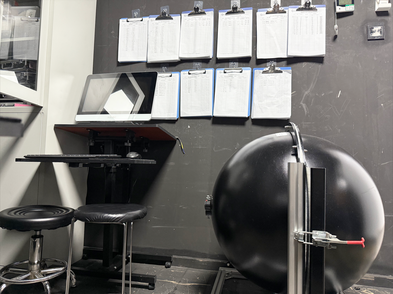 光学实验室介绍(图3) 光学实验室介绍(图3)